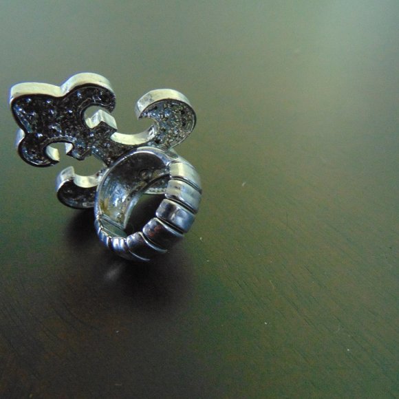 Costume Jewelry- monogram ring - Picture 6 of 13